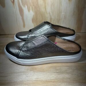 Comfortiva Silver Mules Women’s Size 9.5